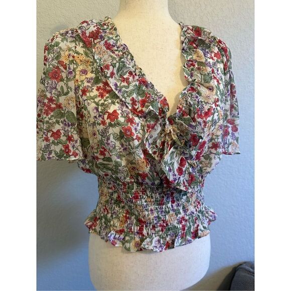 Astr The Label Floral Smocked Ruffle Sleeve Blouse - Size Medium - Picture 2 of 7